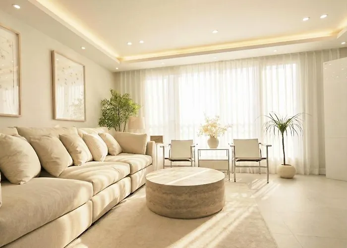 Apartamento 10 Minutes From Hongik Station#highend 5star Suite#3rooms#2 Bathrooms#goose Down Comforters#luxury Amenities
