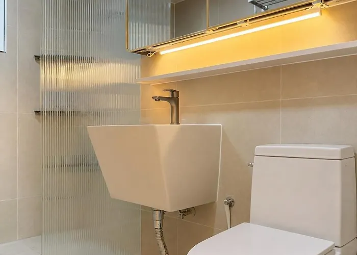 Apartamento 10 Minutes From Hongik Station#highend 5star Suite#3rooms#2 Bathrooms#goose Down Comforters#luxury Amenities *