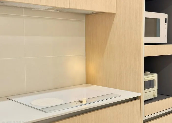 10 Minutes From Hongik Station#highend 5star Suite#3rooms#2 Bathrooms#goose Down Comforters#luxury Amenities Apartamento *