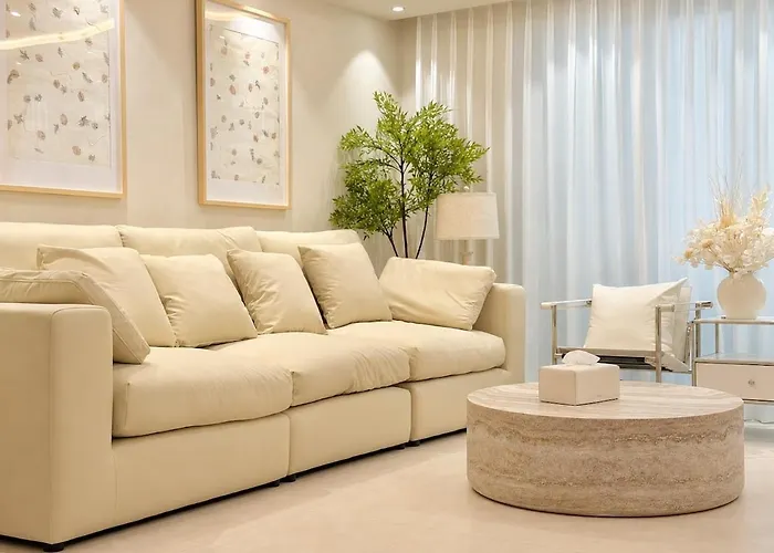 10 Minutes From Hongik Station#highend 5star Suite#3rooms#2 Bathrooms#goose Down Comforters#luxury Amenities Apartamento